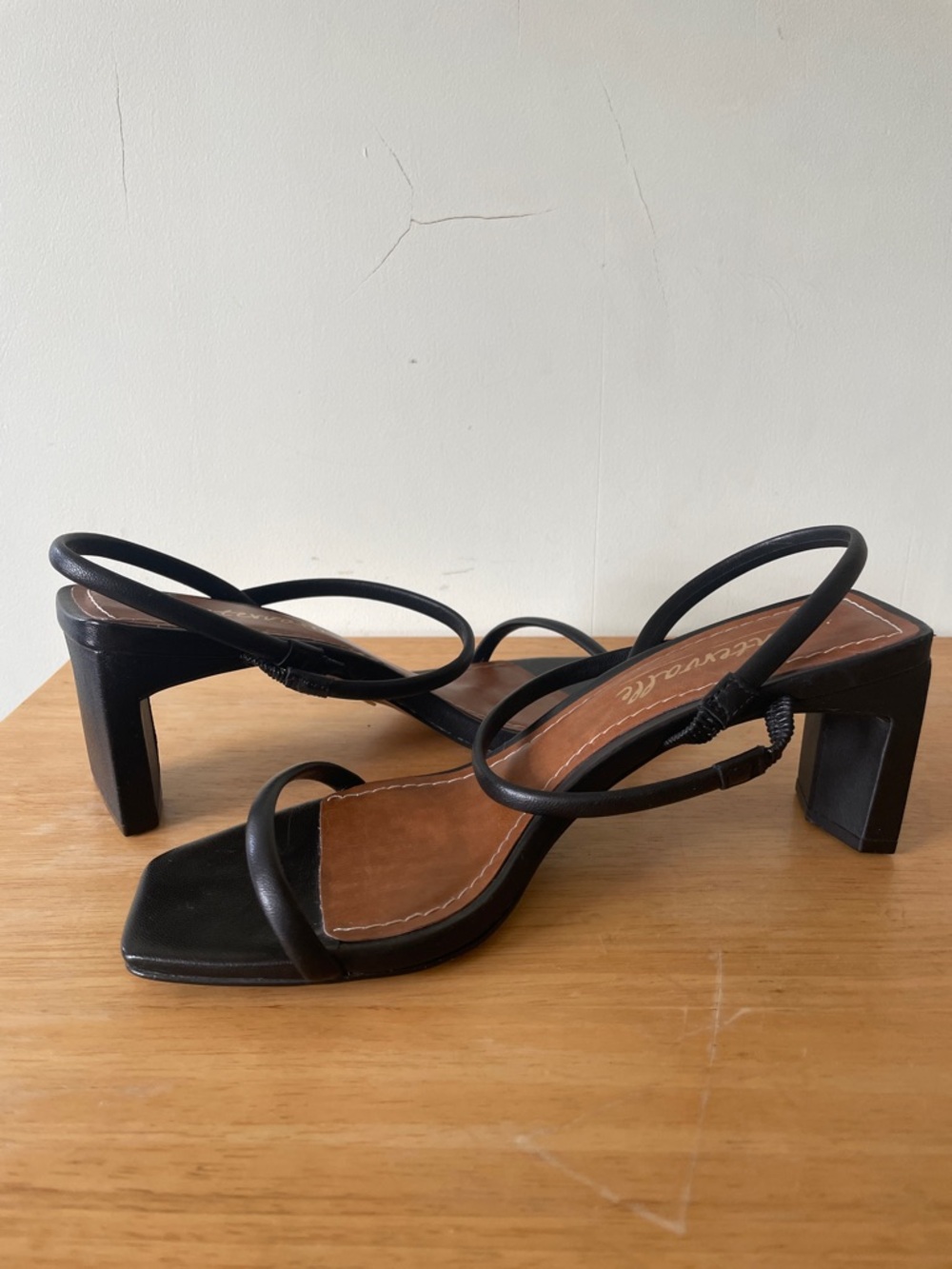 L'INTERVALLE Black Leather Sandals Strappy Square-Toe Block Heels, Size 8 - Picture 3 of 10